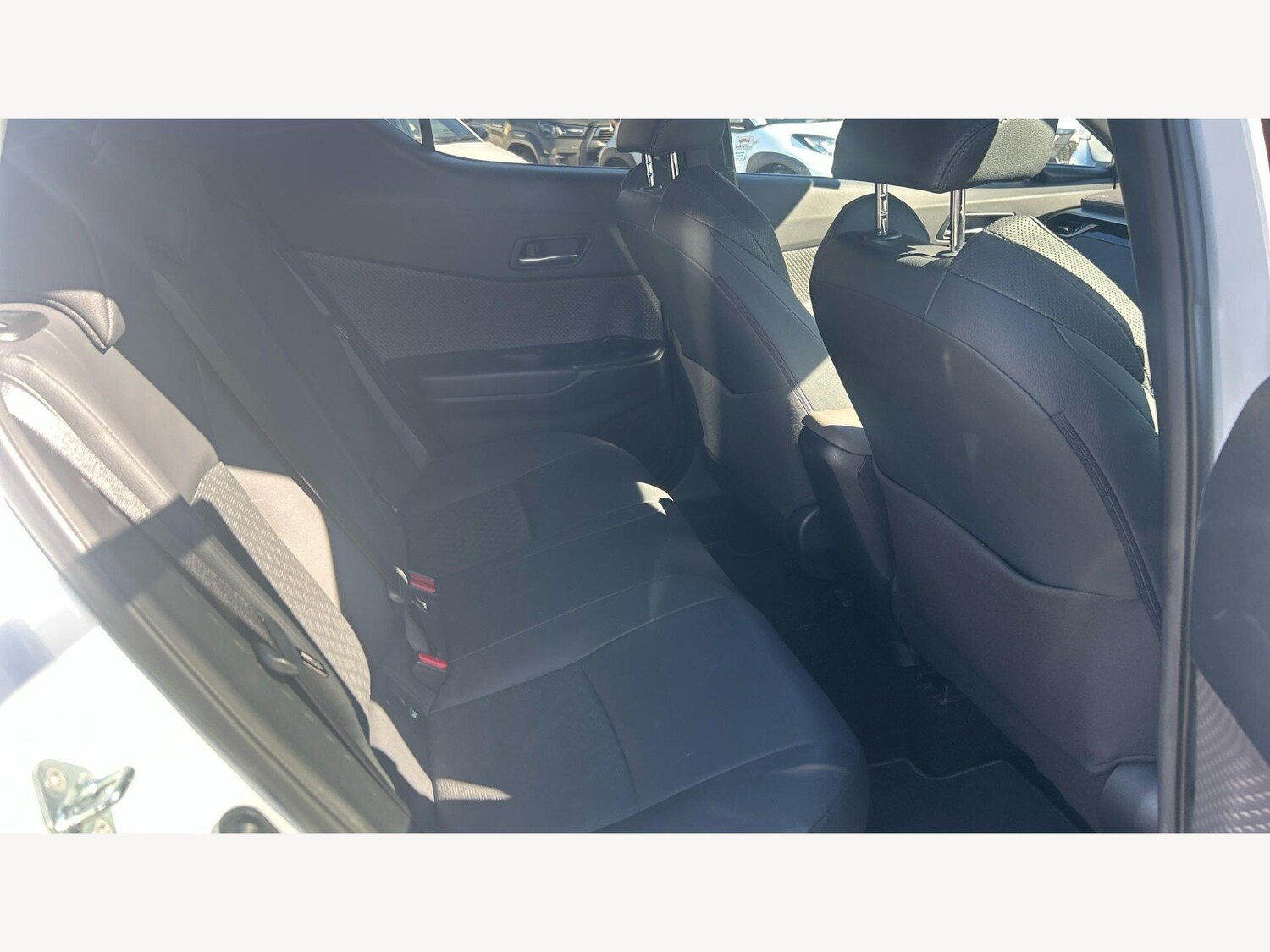 Used Toyota C-HR 2023 for sale - 78170813: Photo 10