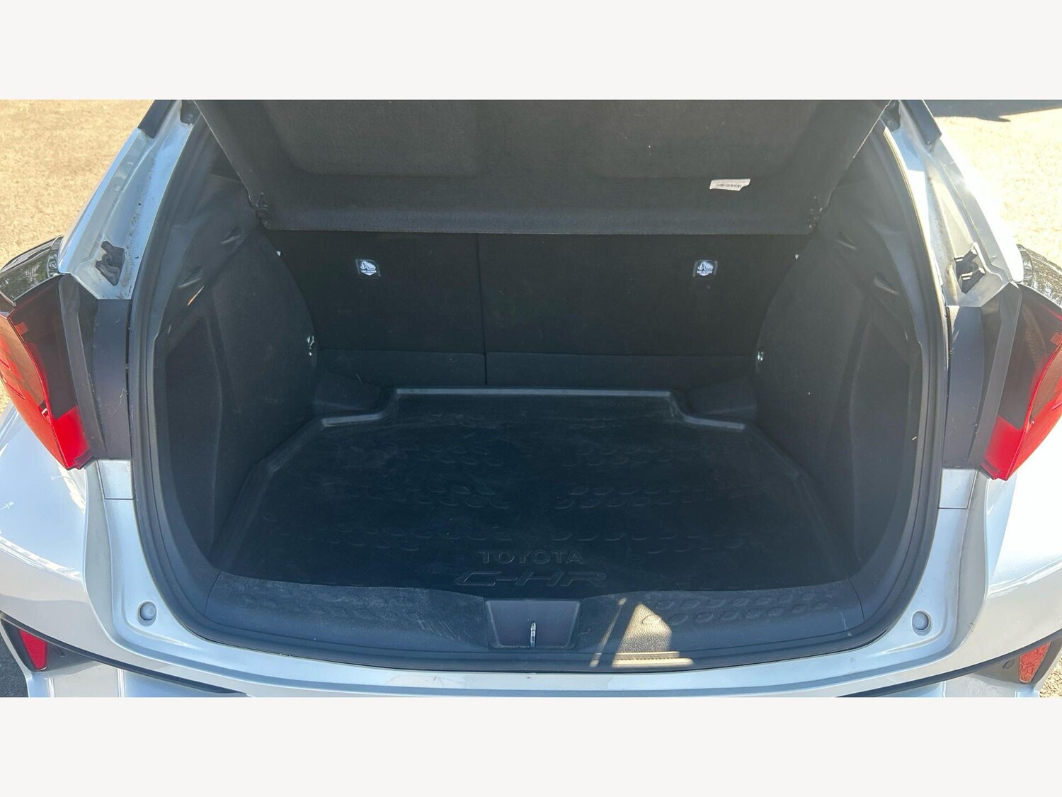 Used Toyota C-HR 2023 for sale - 78170813: Photo 15