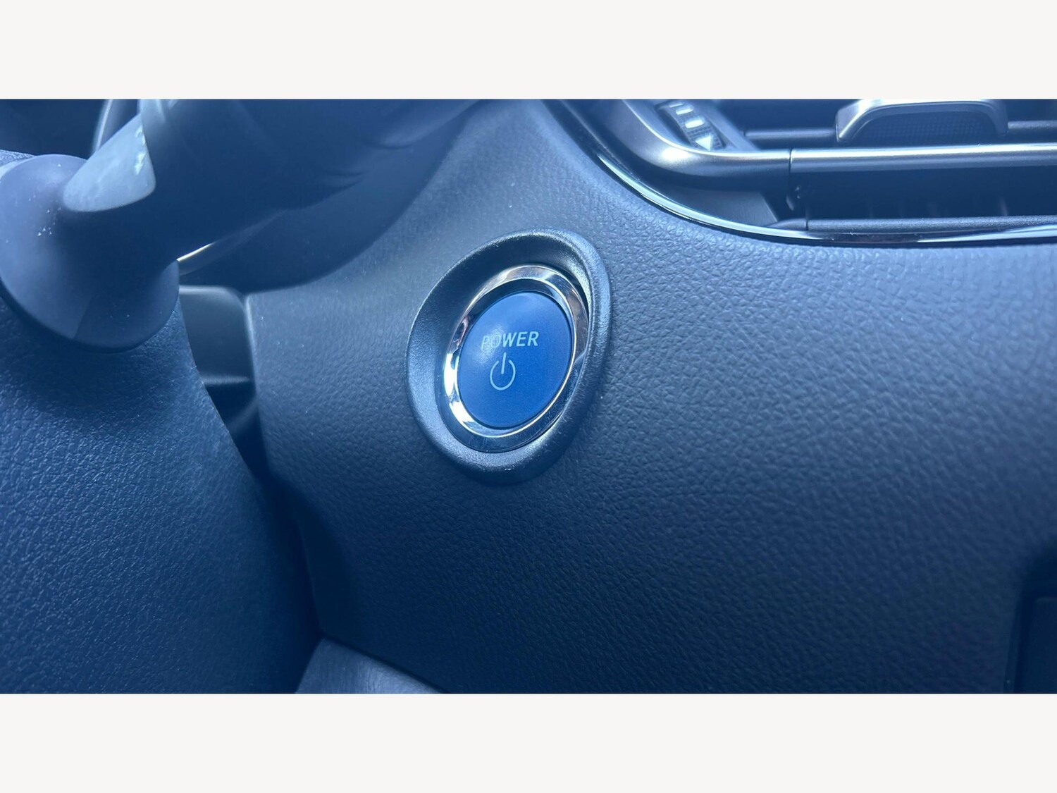 Used Toyota C-HR 2023 for sale - 78170813: Photo 18