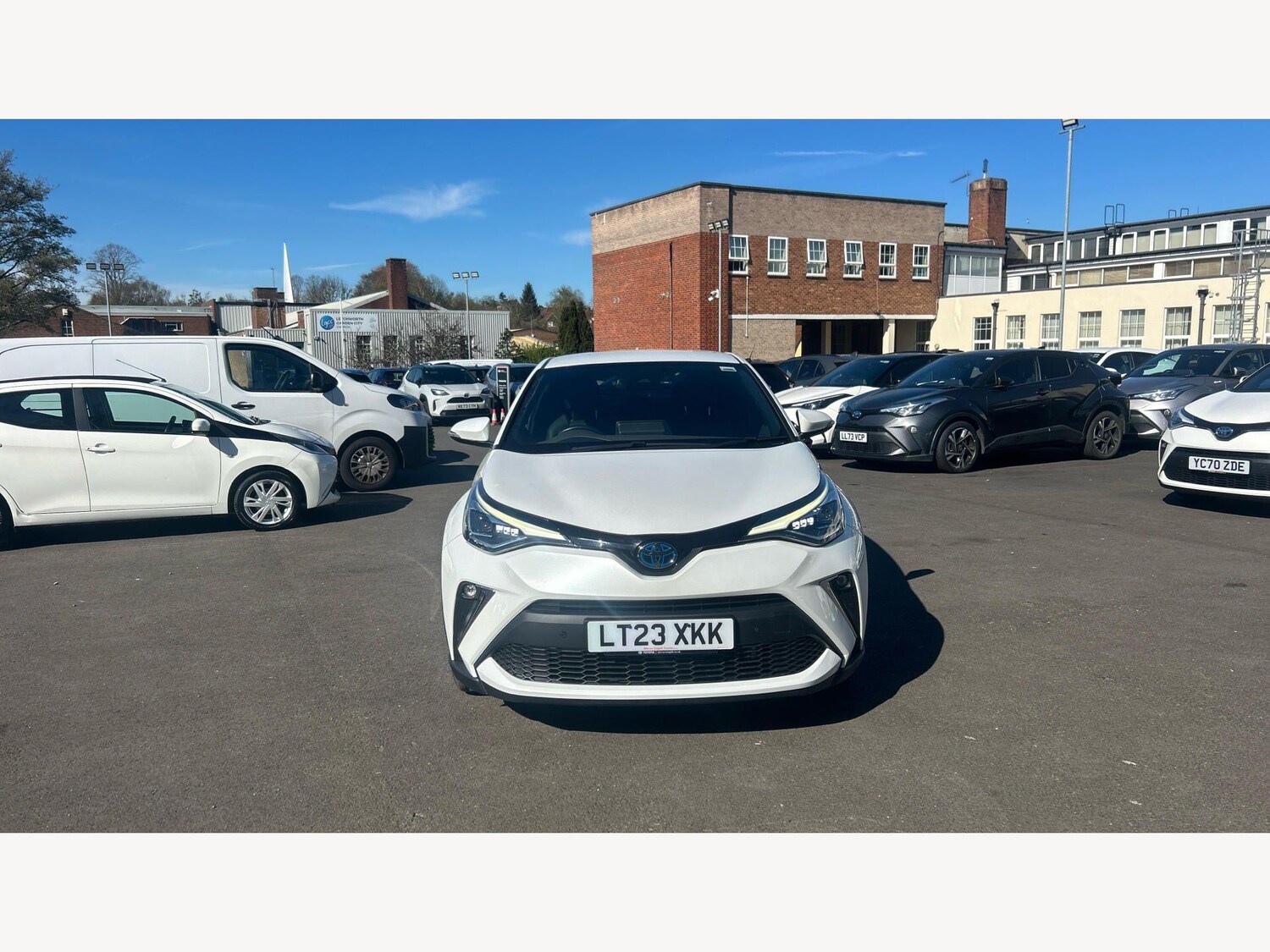 Used Toyota C-HR 2023 for sale - 78170813: Photo 24
