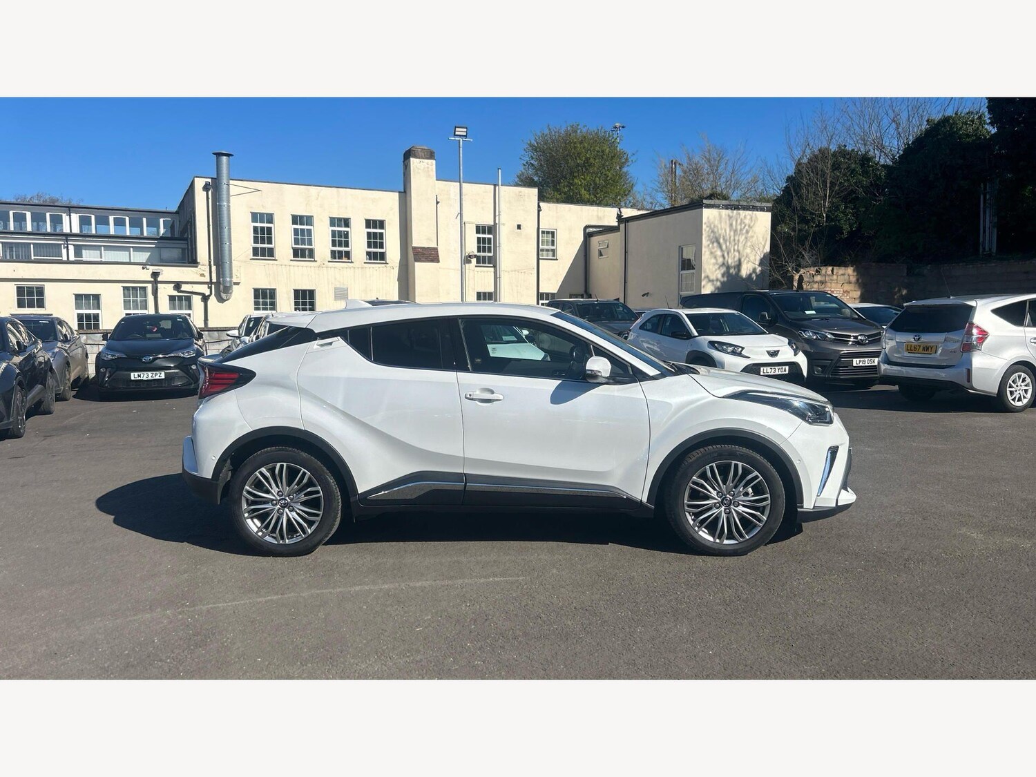 Used Toyota C-HR 2023 for sale - 78170813: Photo 25
