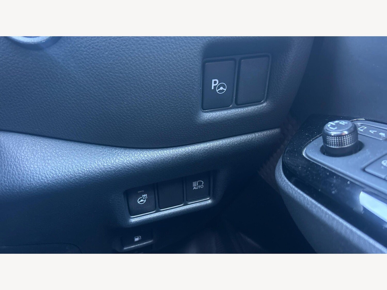 Used Toyota C-HR 2023 for sale - 78170813: Photo 33