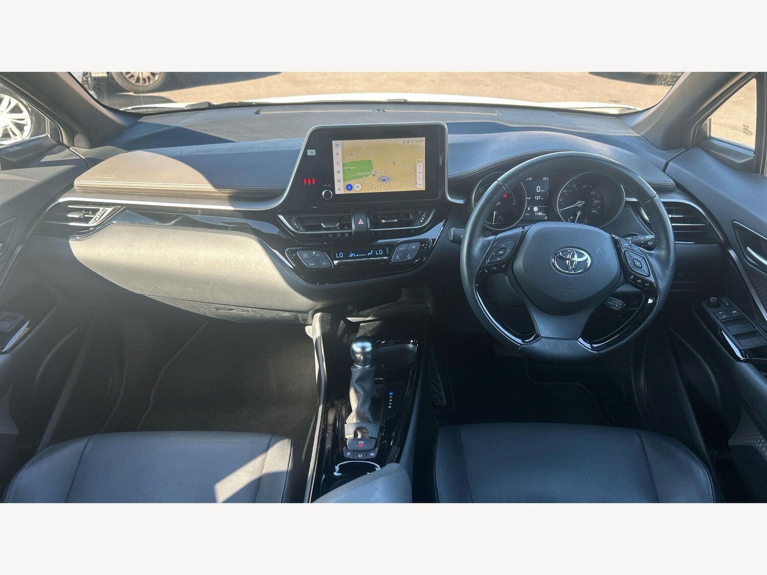 Used Toyota C-HR 2023 for sale - 78170813: Photo 8