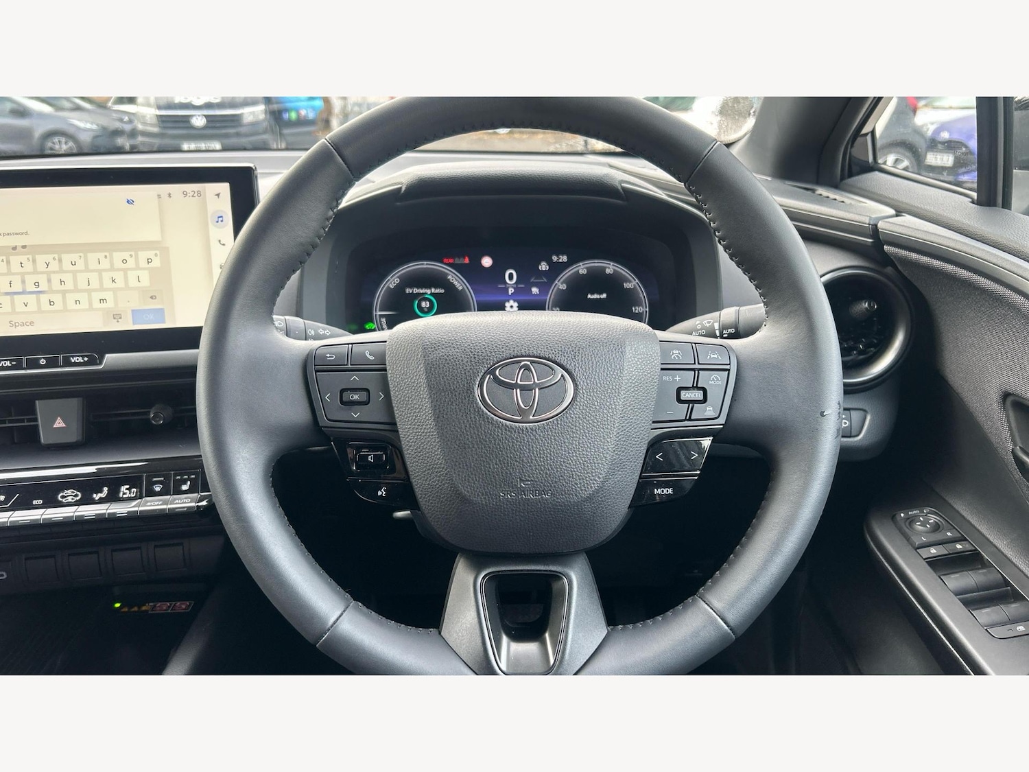 Used Toyota C-HR 2024 for sale - 76361377: Photo 10