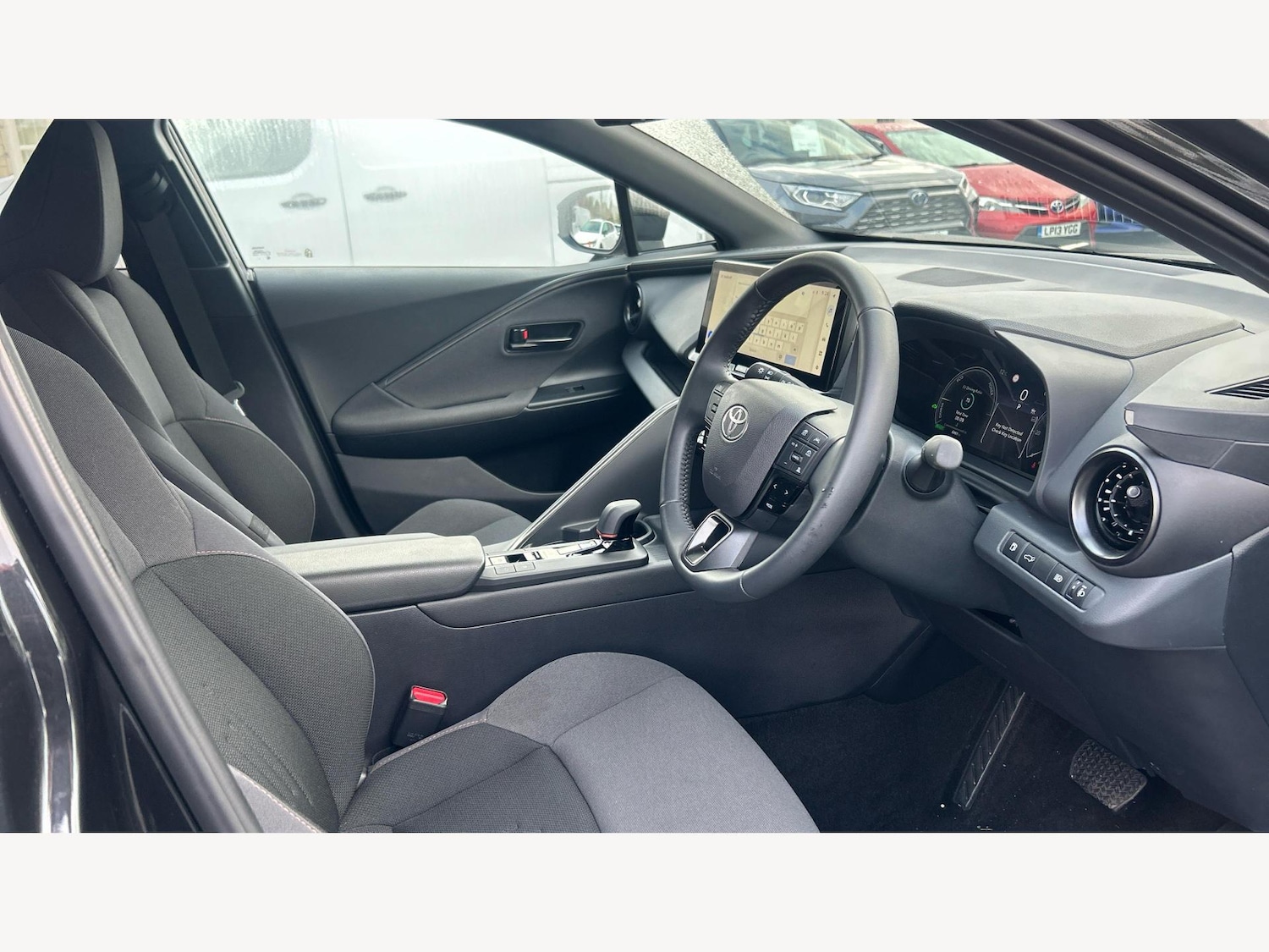 Used Toyota C-HR 2024 for sale - 76361377: Photo 13
