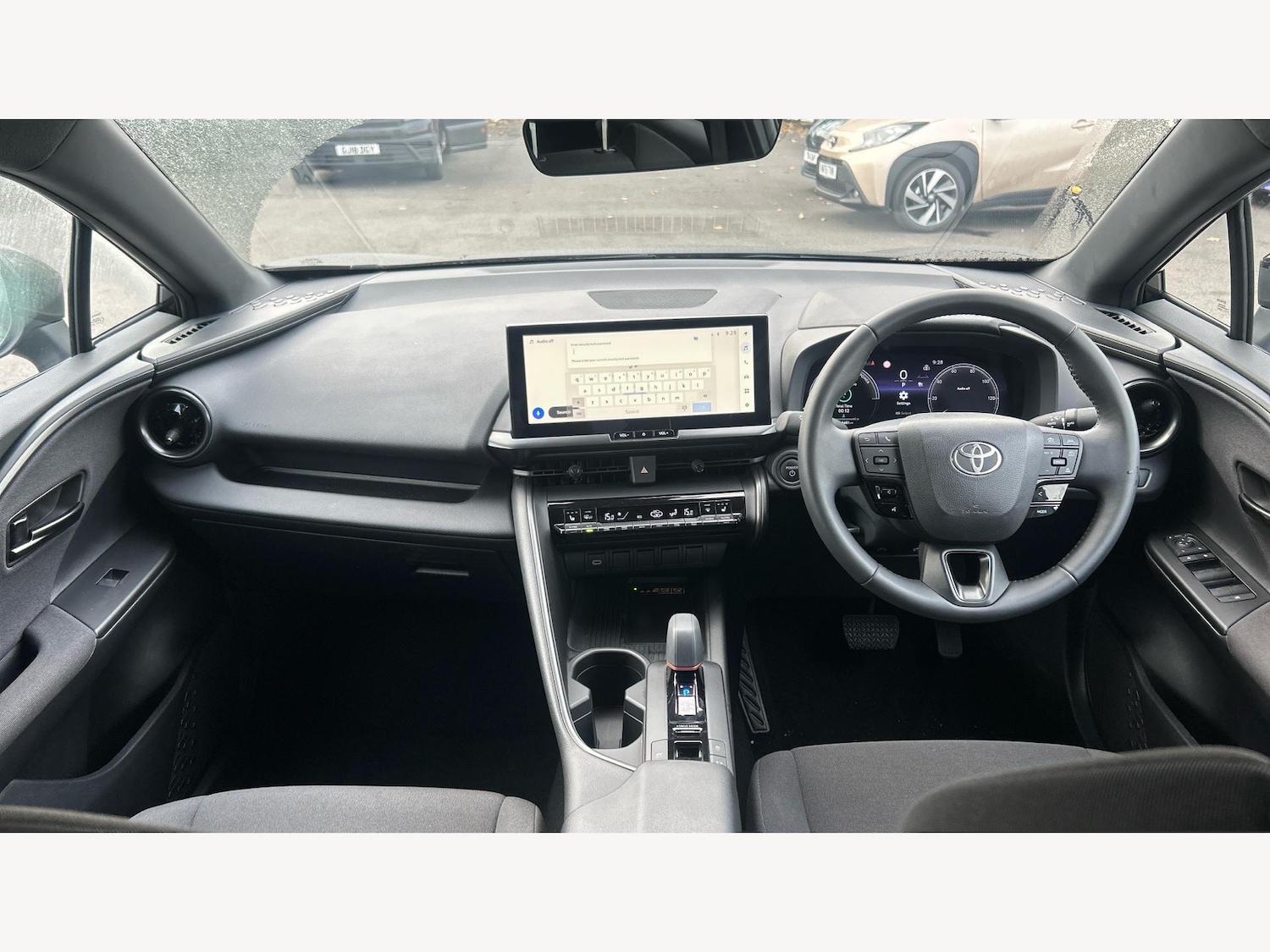 Used Toyota C-HR 2024 for sale - 76361377: Photo 7