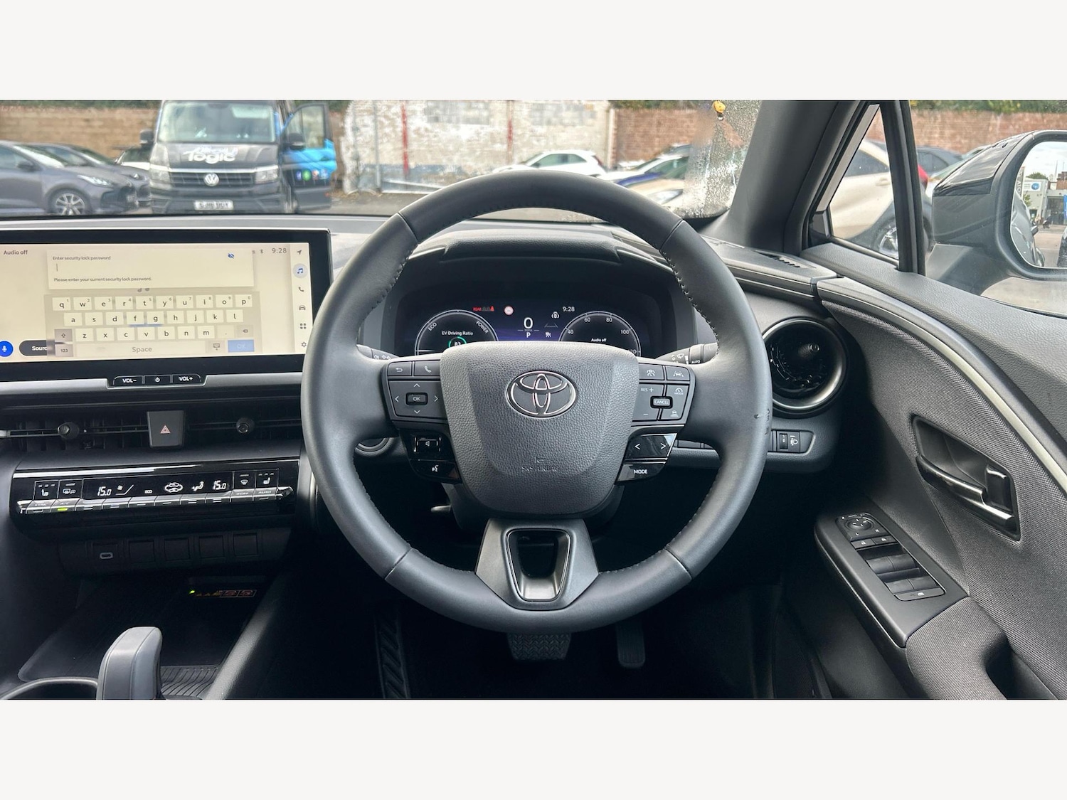Used Toyota C-HR 2024 for sale - 76361377: Photo 8
