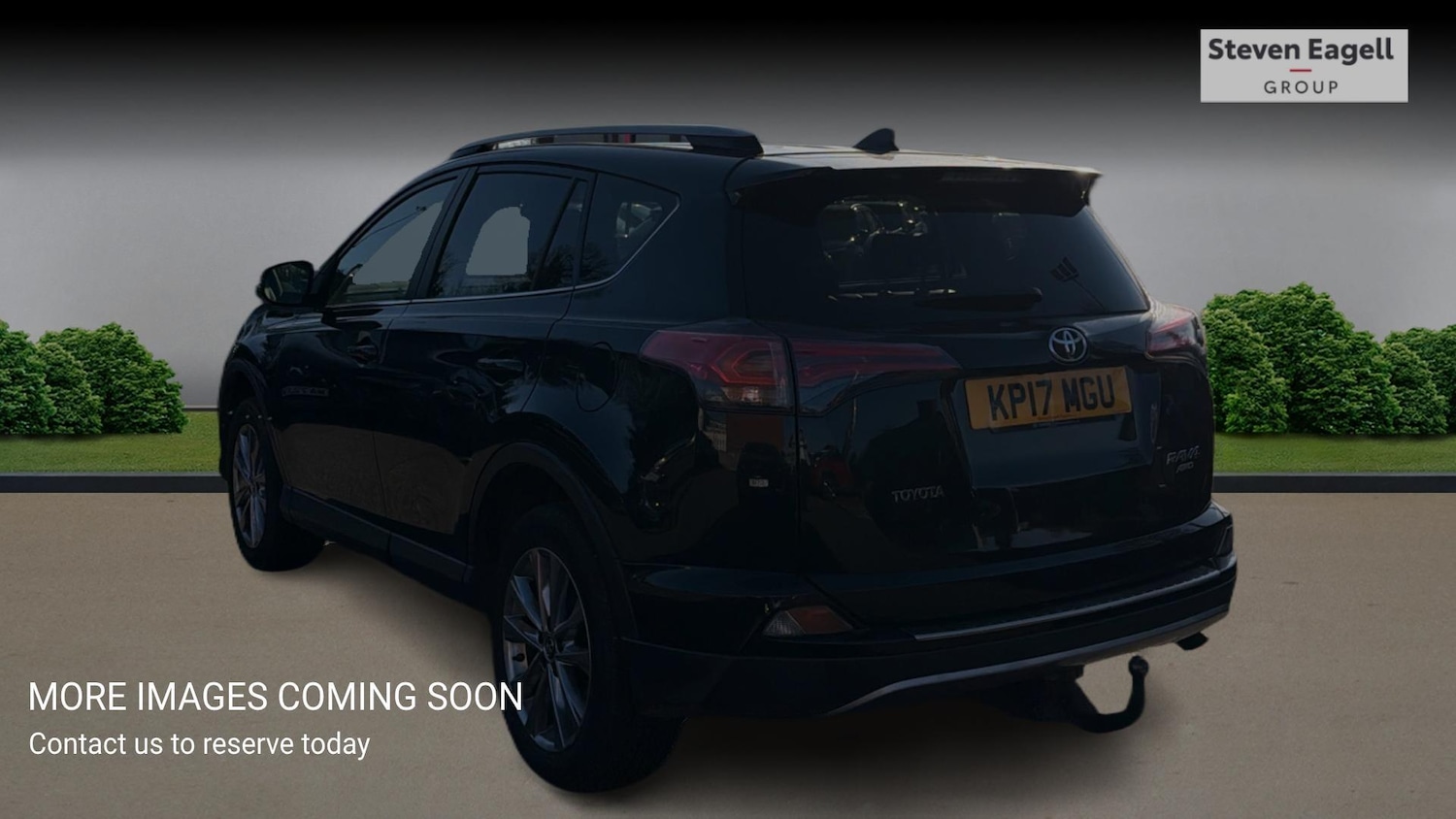 Used Toyota RAV4 2017 for sale - 78148247: Photo 2