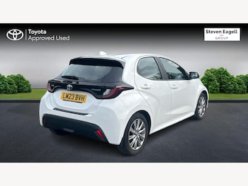 Used Toyota Yaris 2023 for sale - 78307253: Photo
