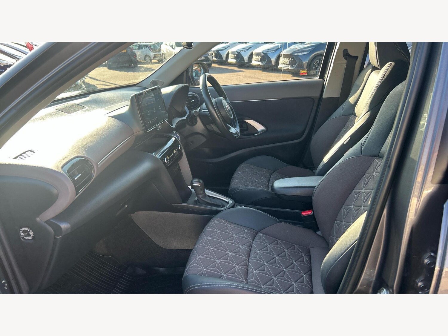 Used Toyota Yaris Cross 2023 for sale - 76026658: Photo 12