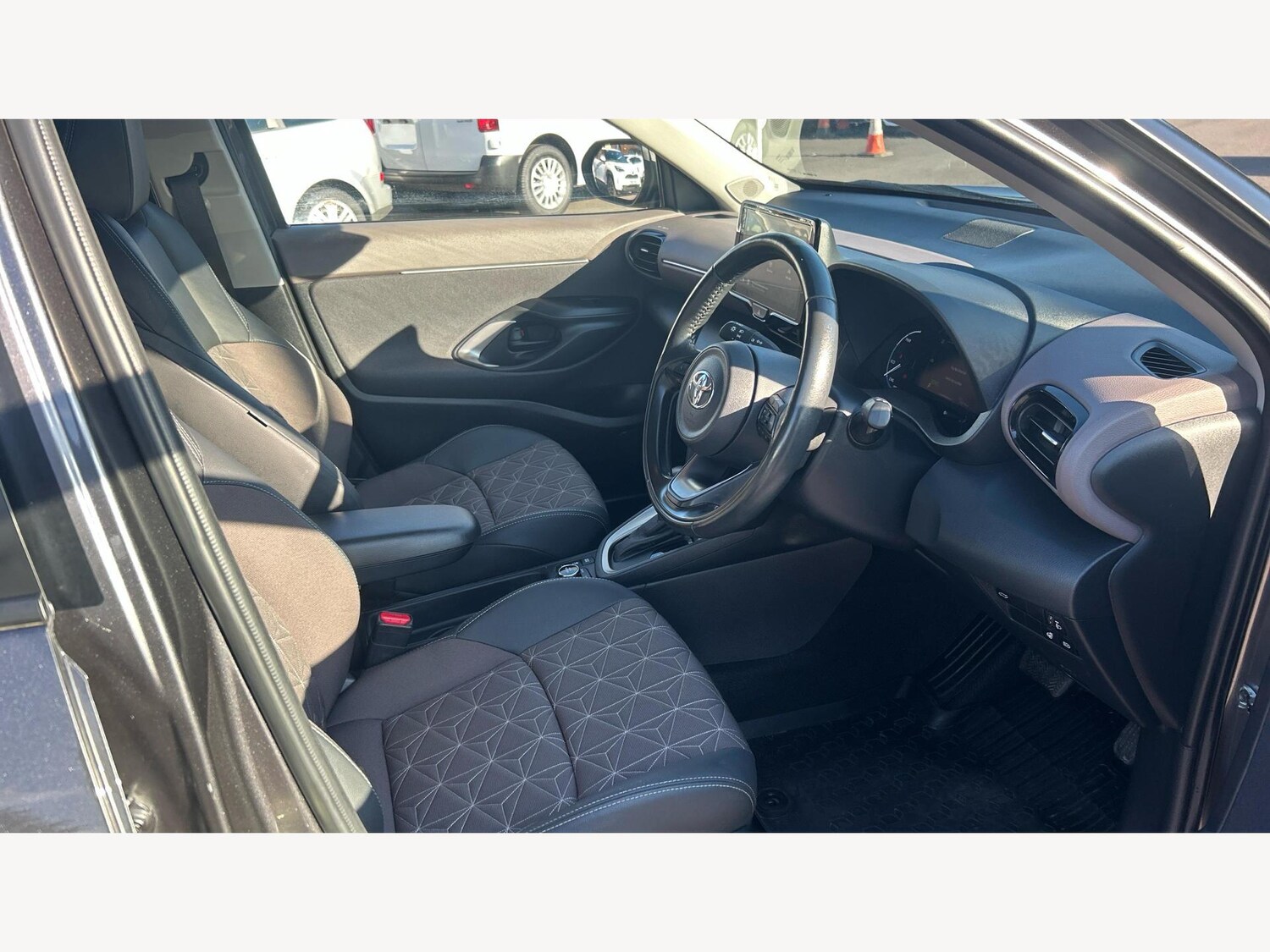 Used Toyota Yaris Cross 2023 for sale - 76026658: Photo 13