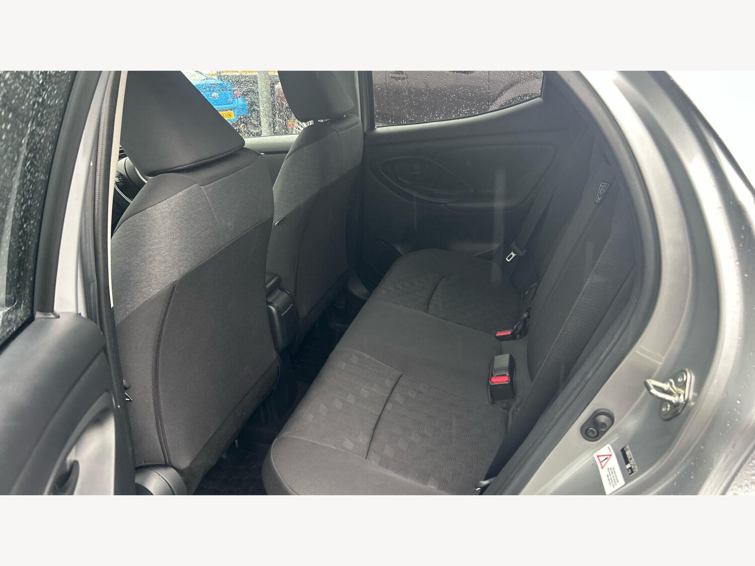 Used Toyota Yaris for sale - 77306217: Photo 15