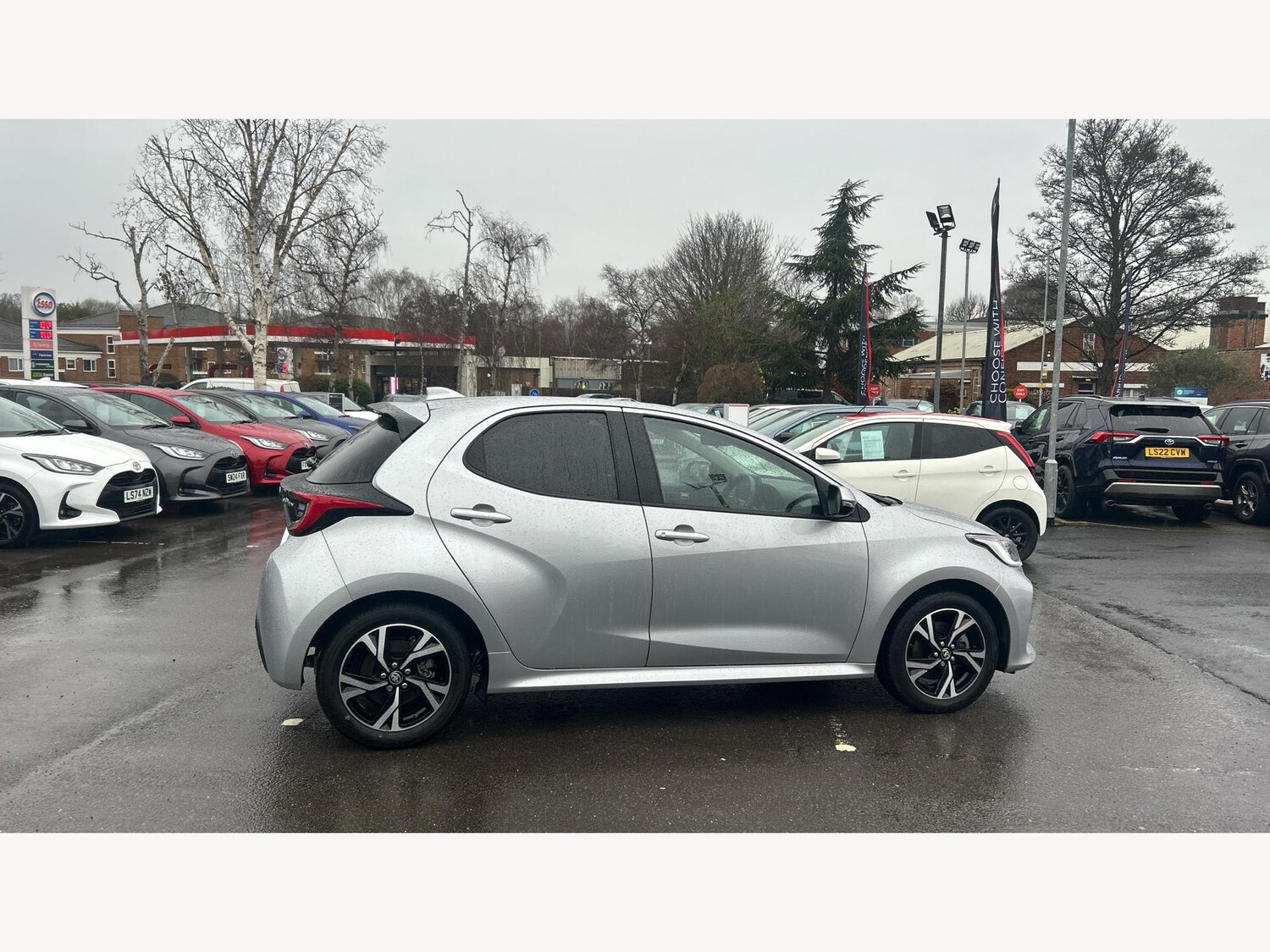 Used Toyota Yaris for sale - 77306217: Photo 18