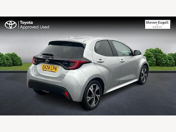 Used Toyota Yaris 2024 for sale - 77306217: Photo