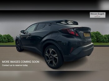 Used Toyota C-HR 2023 for sale - 77898596: Photo