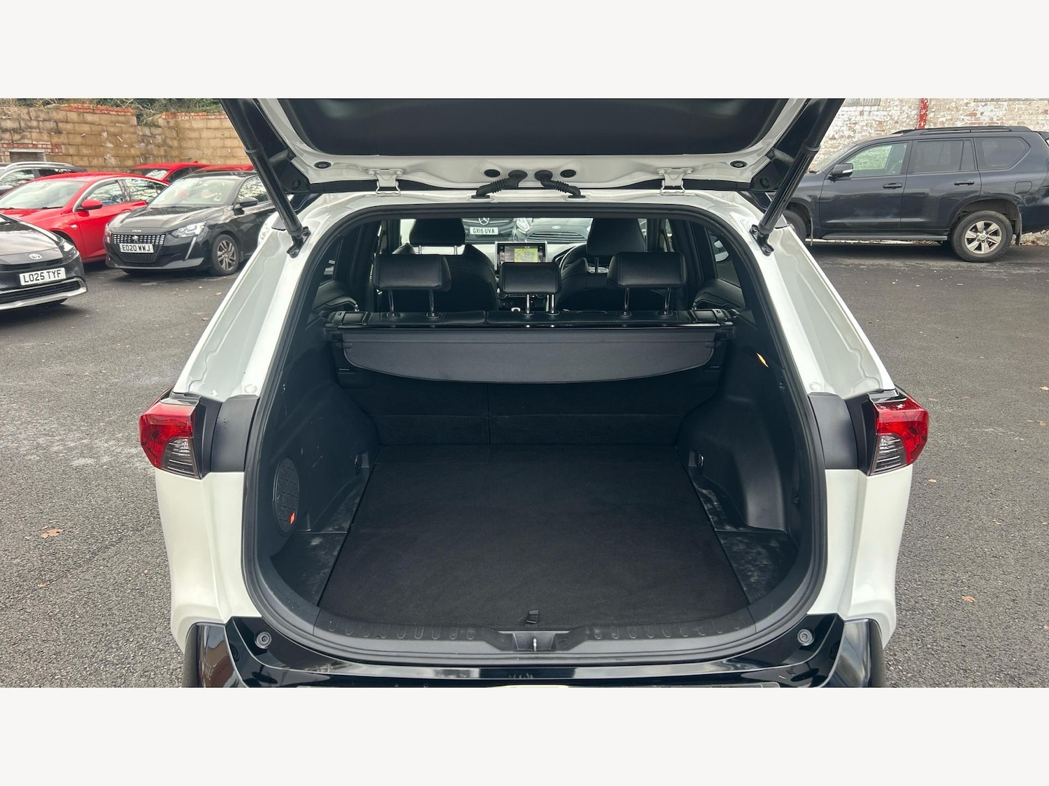 Used Toyota RAV4 for sale - 77191978: Photo 16