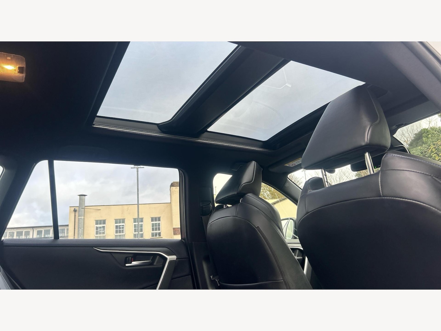 Used Toyota RAV4 for sale - 77191978: Photo 24