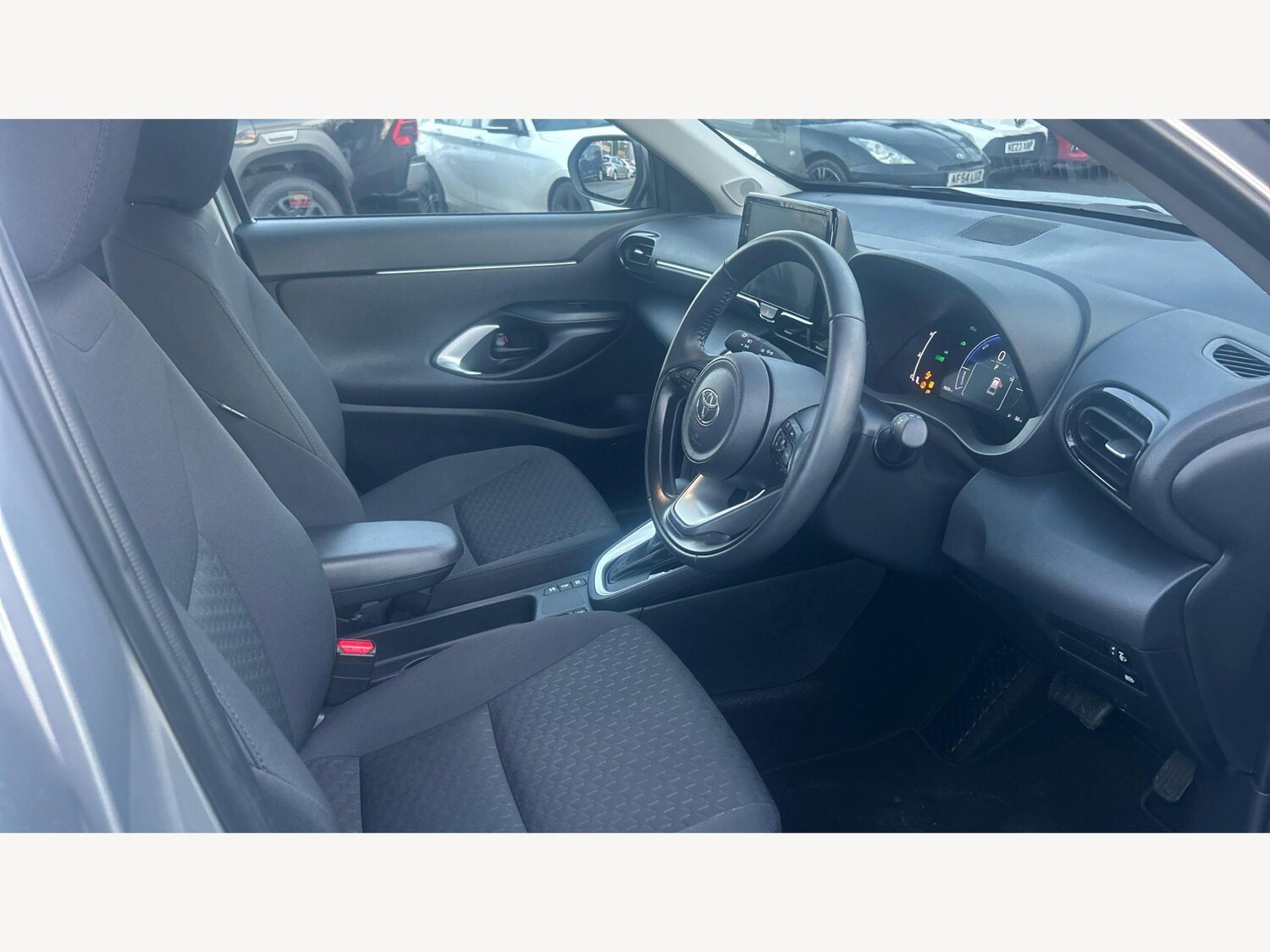 Used Toyota Yaris Cross 2025 for sale - 76976049: Photo 13