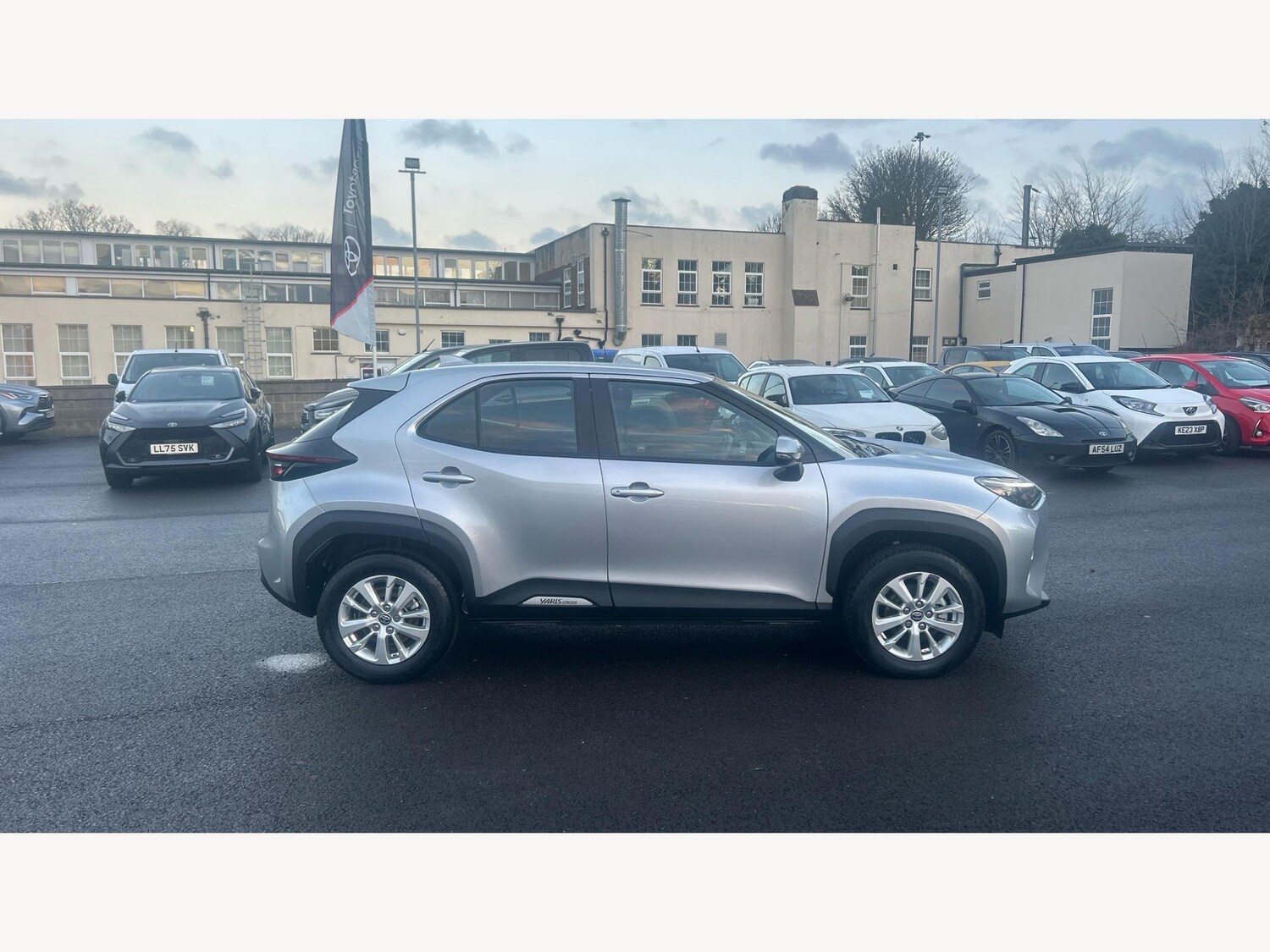 Used Toyota Yaris Cross 2025 for sale - 76976049: Photo 18