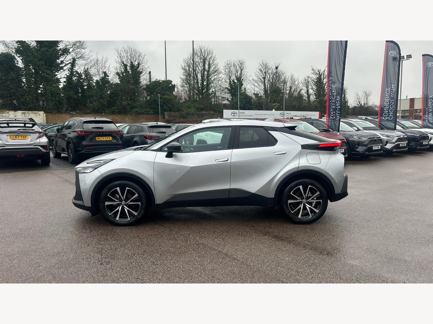 Used Toyota C-HR 2025 for sale - 78171141: Photo 19