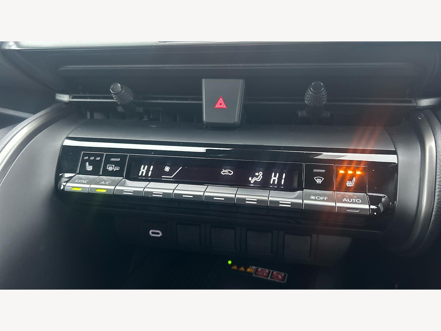 Used Toyota C-HR 2025 for sale - 78171141: Photo 24