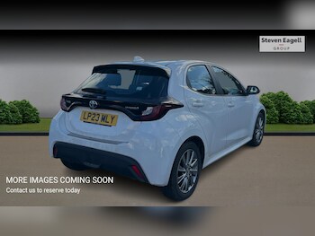 Used Toyota Yaris 2023 for sale - 77305020: Photo