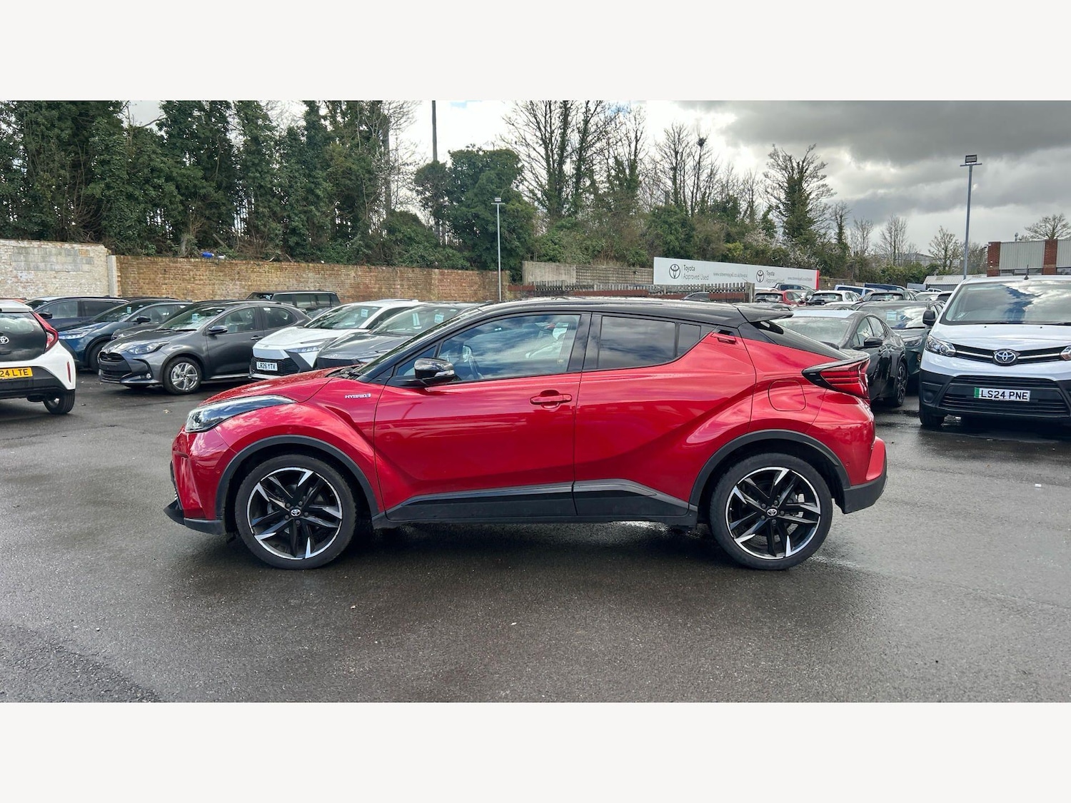 Used Toyota C-HR 2021 for sale - 78171051: Photo 19
