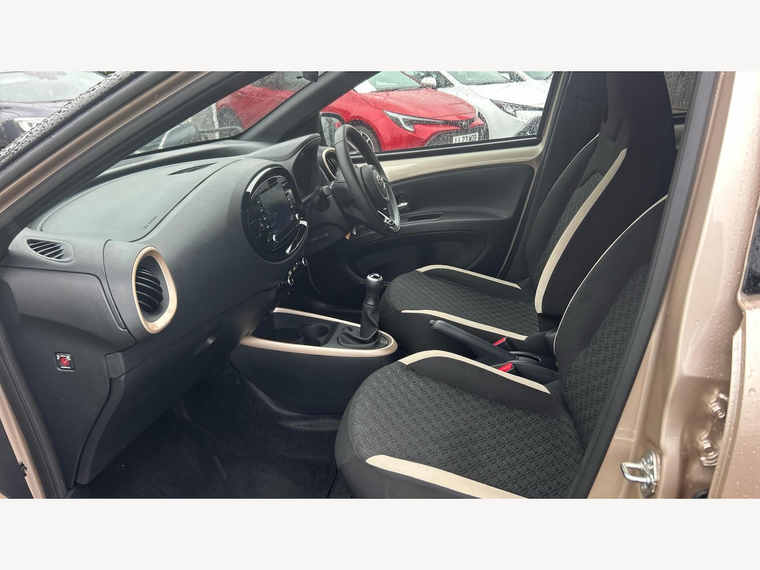 Used Toyota Aygo X 2023 for sale - 76360302: Photo 12