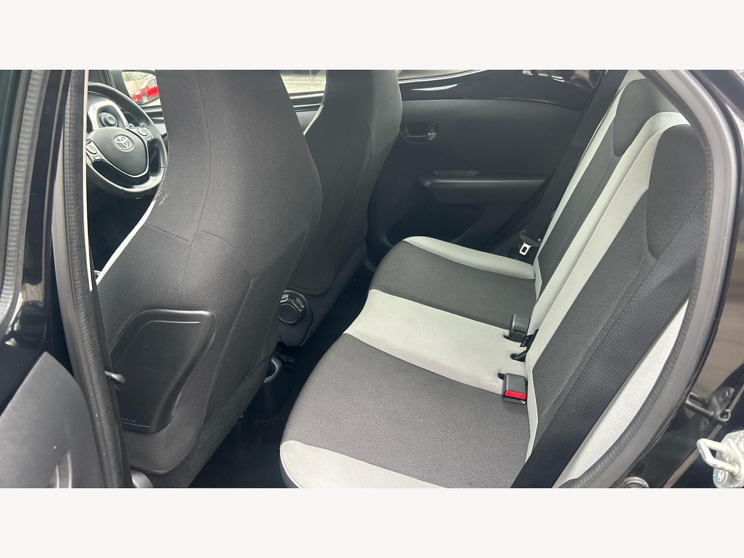 Used Toyota AYGO 2016 for sale - 77387778: Photo 15