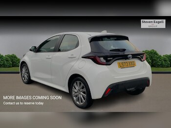 Used Toyota Yaris 2023 for sale - 77377463: Photo