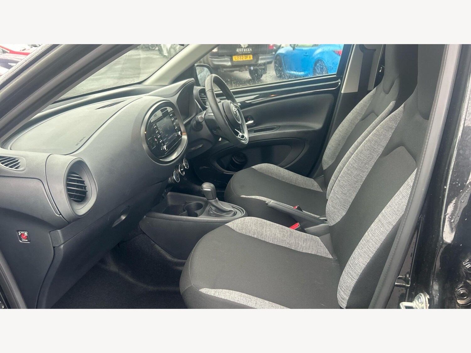 Used Toyota Aygo X 2023 for sale - 77255113: Photo 12