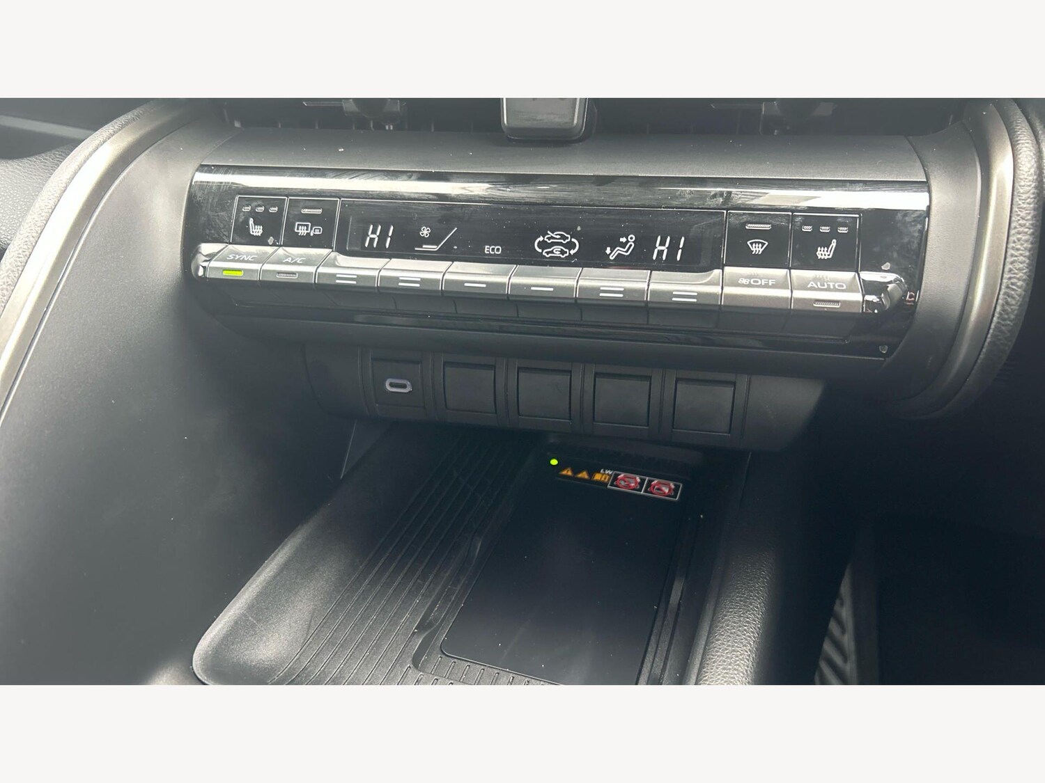 Used Toyota C-HR for sale - 78214995: Photo 31