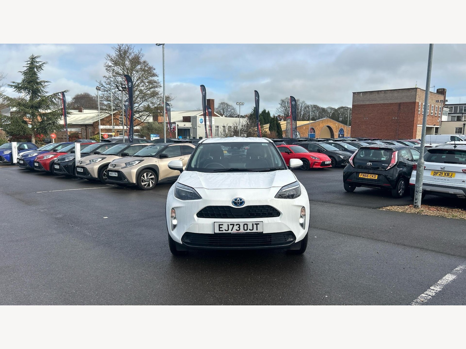 Used Toyota Yaris Cross 2023 for sale - 77484608: Photo 17