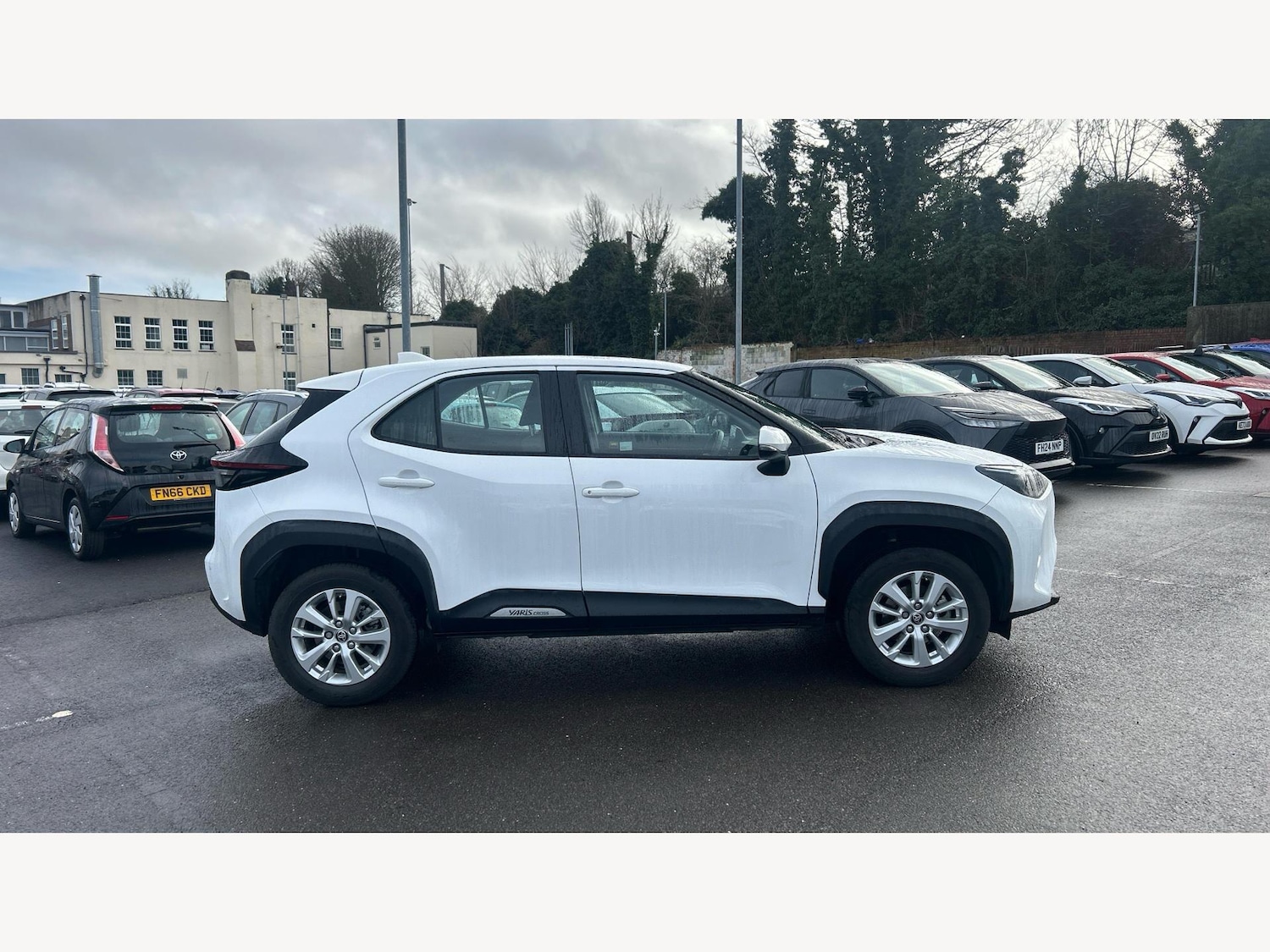 Used Toyota Yaris Cross 2023 for sale - 77484608: Photo 18