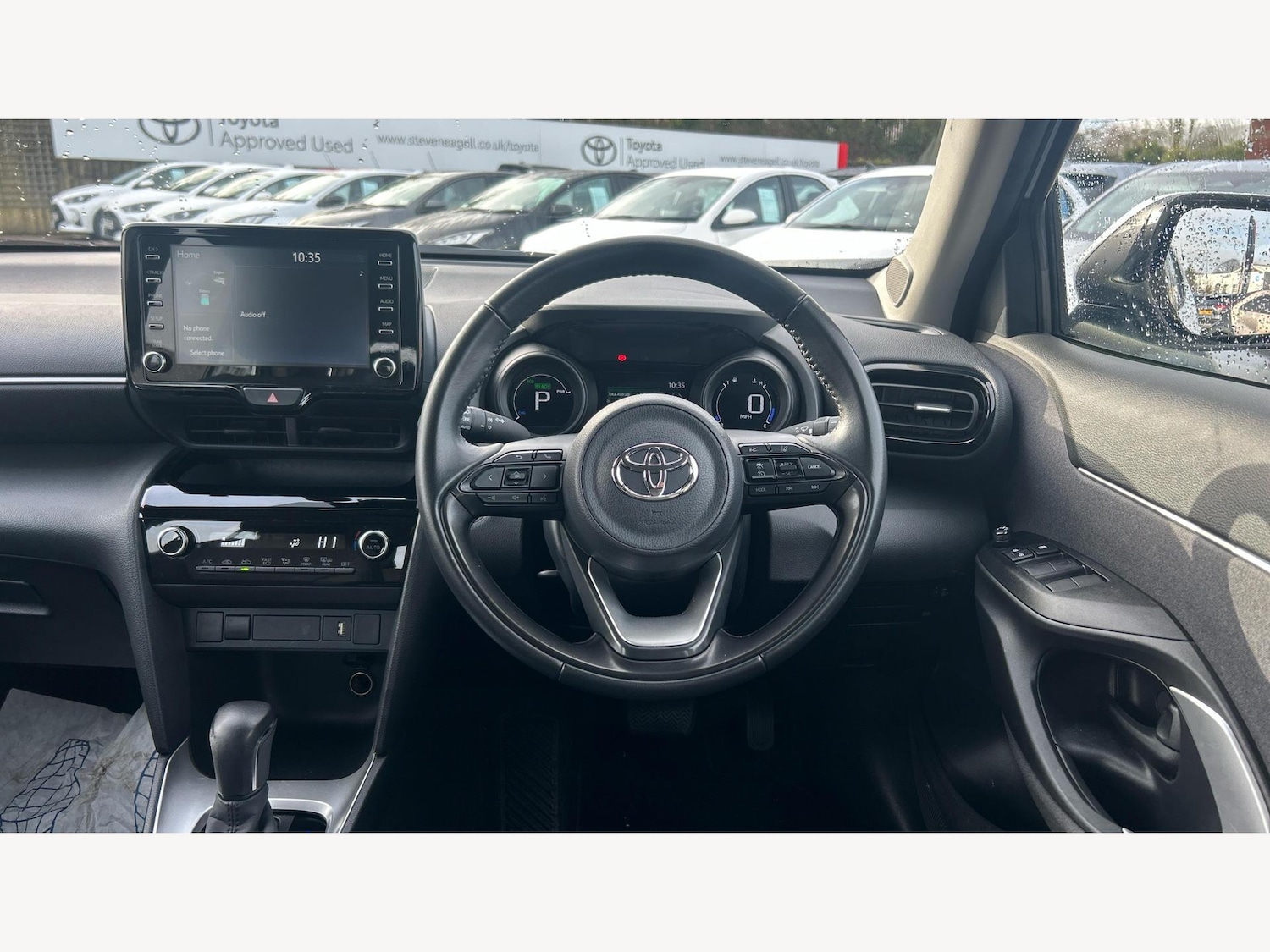 Used Toyota Yaris Cross 2023 for sale - 77484608: Photo 8
