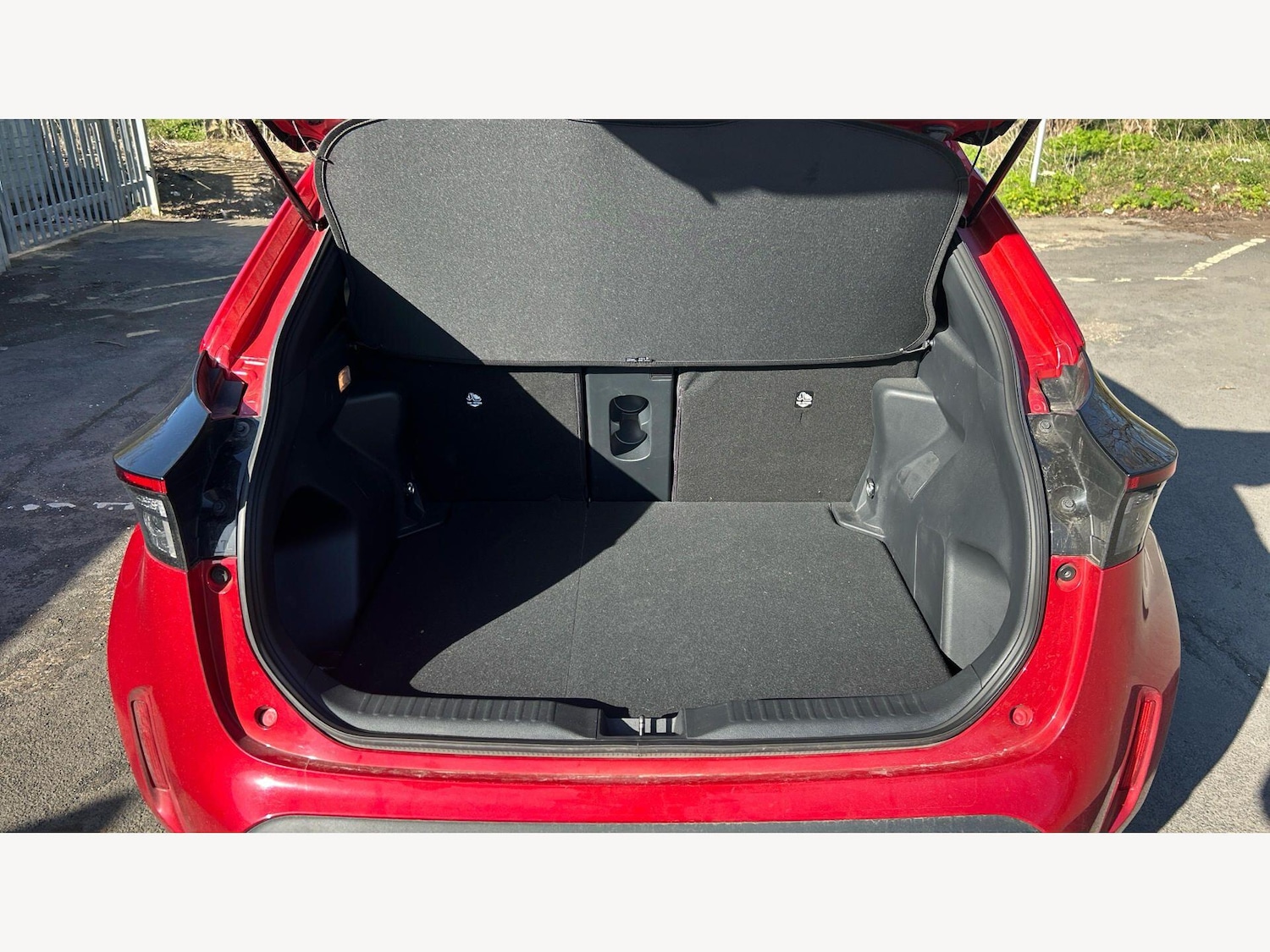 Used Toyota Yaris Cross 2024 for sale - 77939804: Photo 16