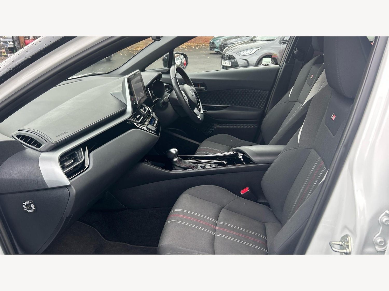 Used Toyota C-HR 2023 for sale - 76522463: Photo 12