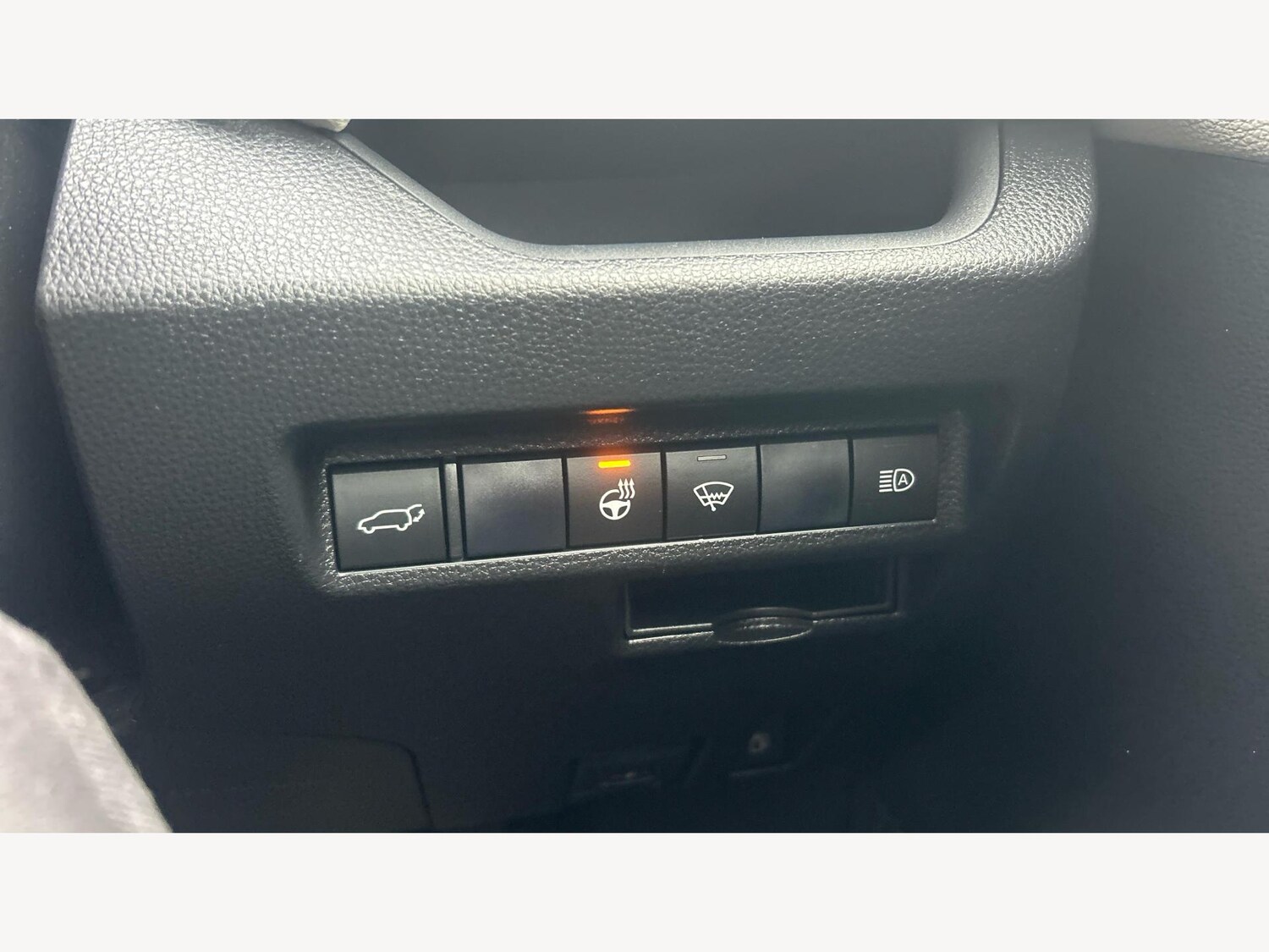 Used Toyota RAV4 2021 for sale - 77484146: Photo 24