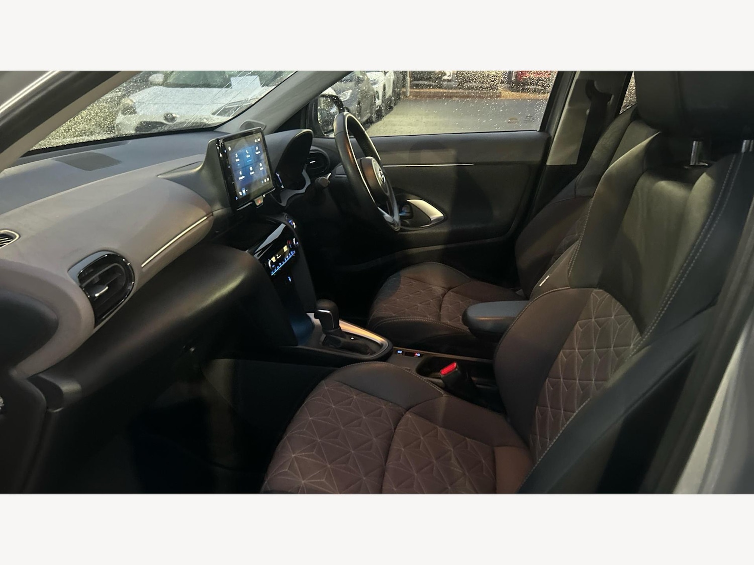 Used Toyota Yaris Cross 2022 for sale - 76251354: Photo 12