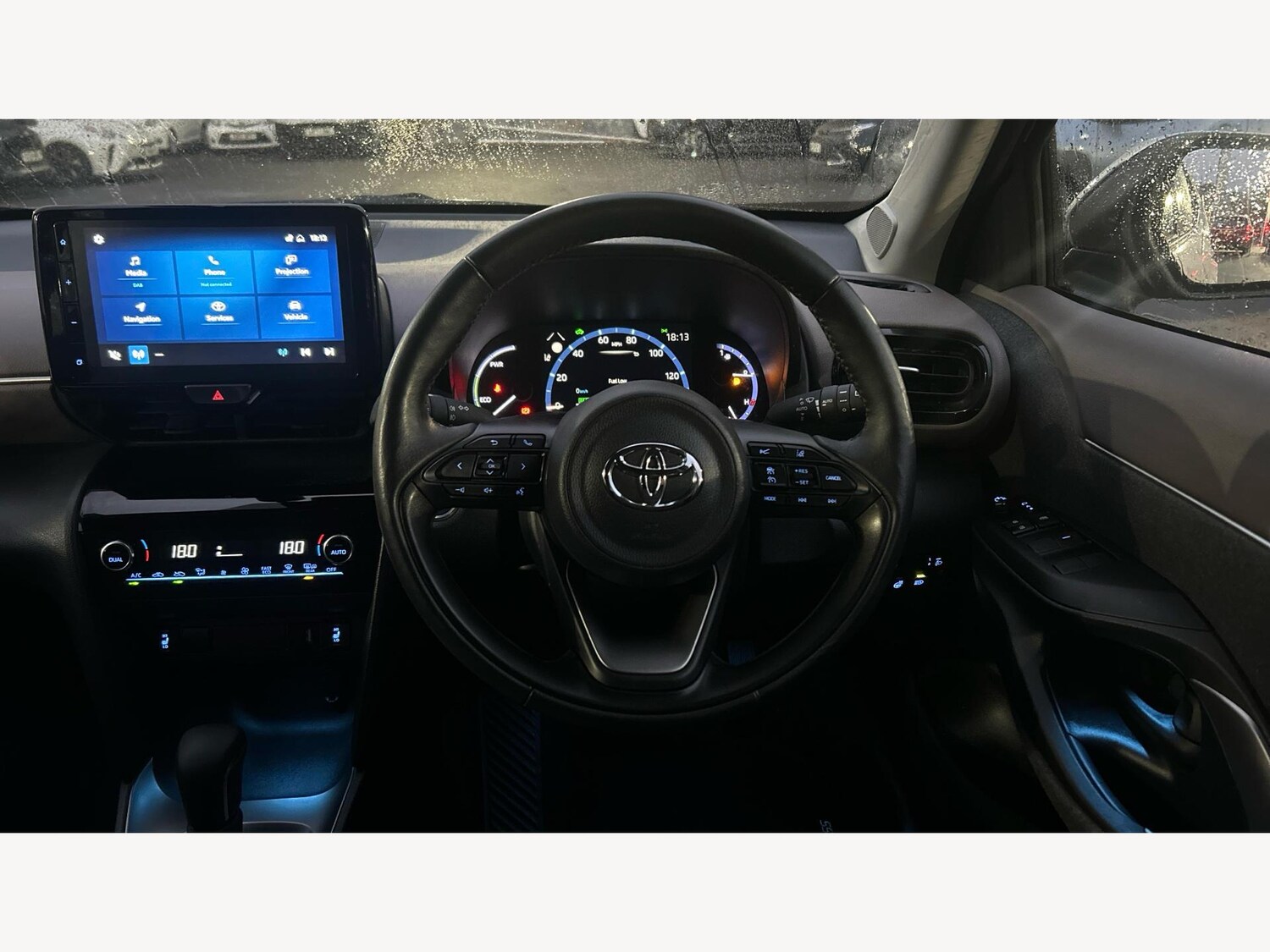 Used Toyota Yaris Cross 2022 for sale - 76251354: Photo 8
