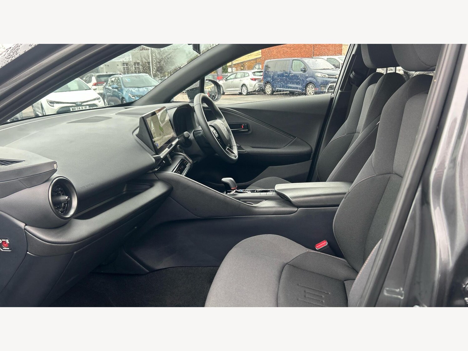 Used Toyota C-HR 2024 for sale - 76994696: Photo 12