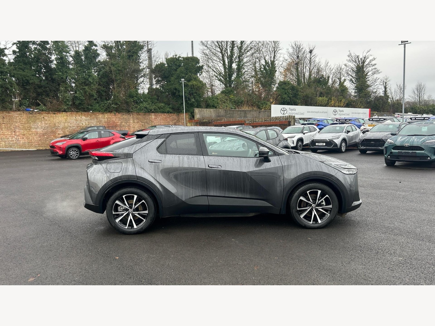 Used Toyota C-HR 2024 for sale - 76994696: Photo 18