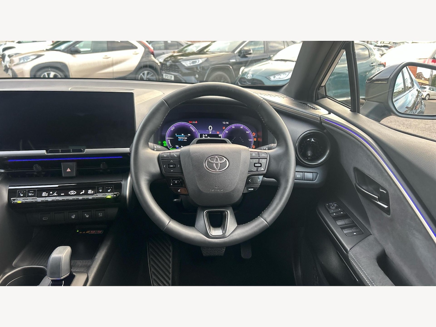 Used Toyota C-HR 2024 for sale - 76361030: Photo 8
