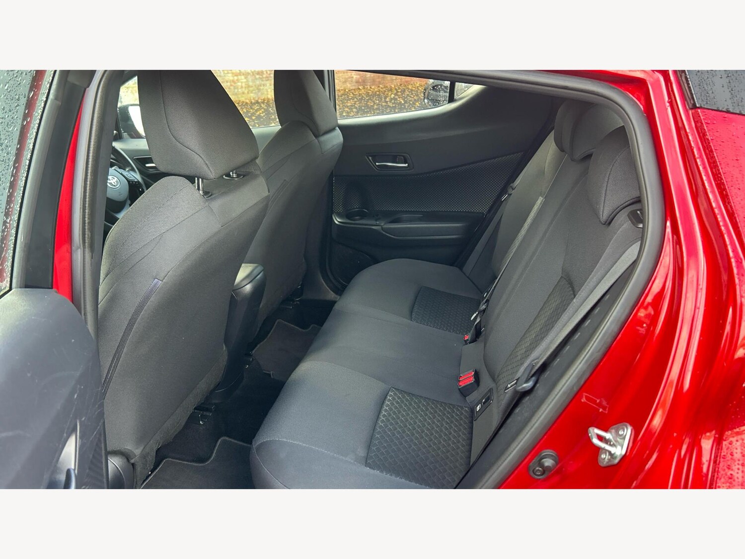 Used Toyota C-HR 2023 for sale - 76633688: Photo 15