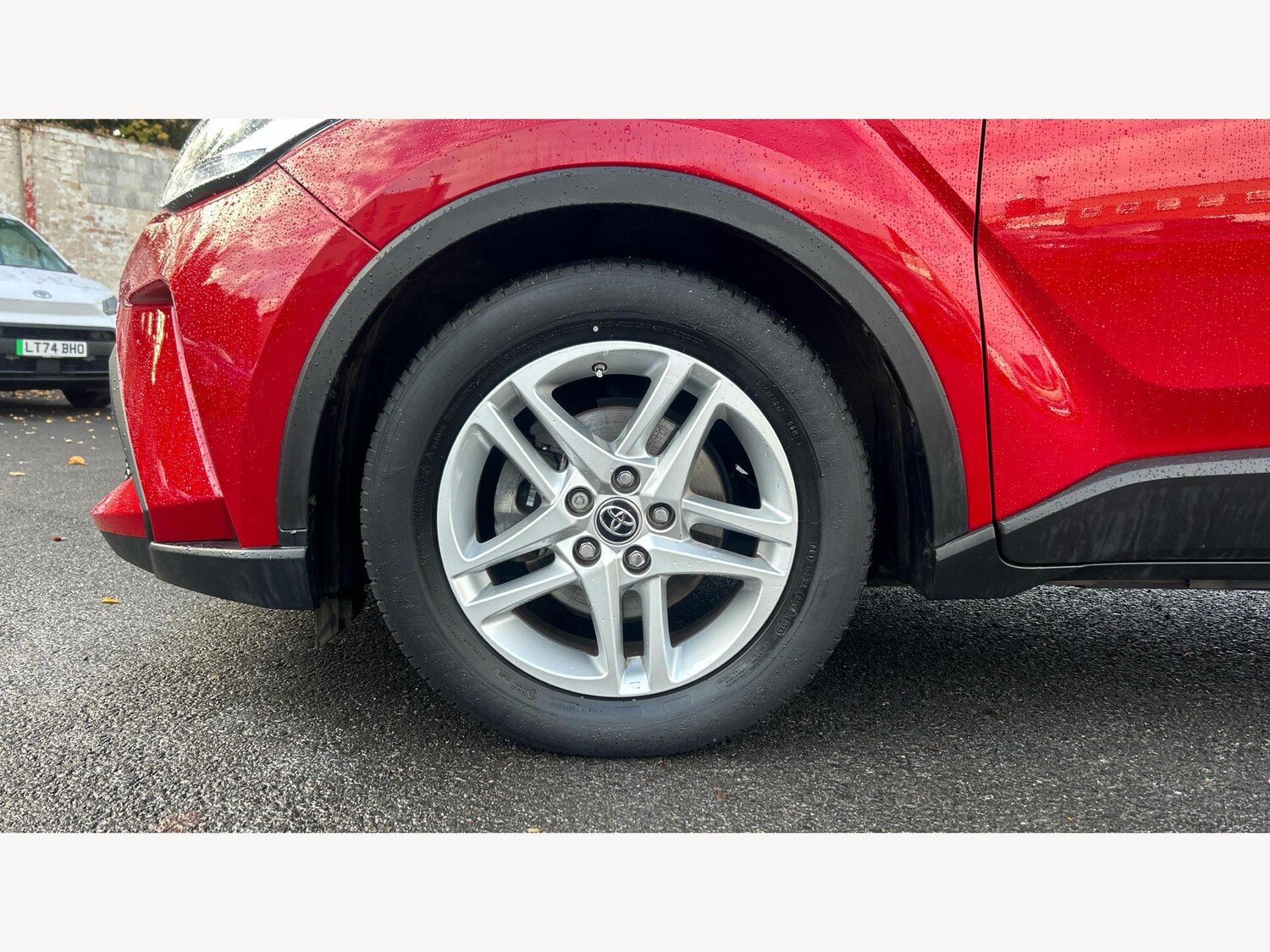 Used Toyota C-HR 2023 for sale - 76633688: Photo 20