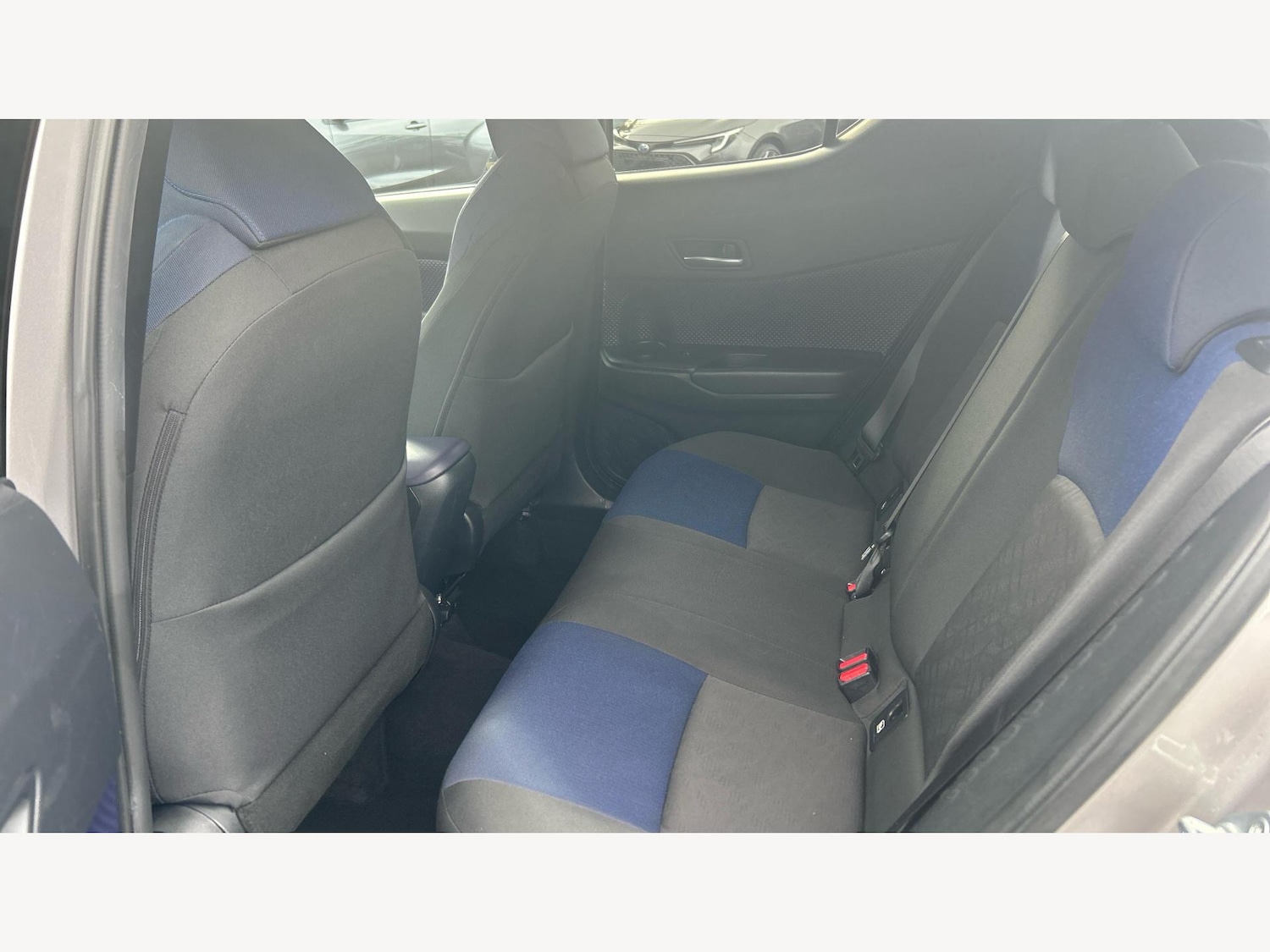 Used Toyota C-HR 2018 for sale - 76521988: Photo 15