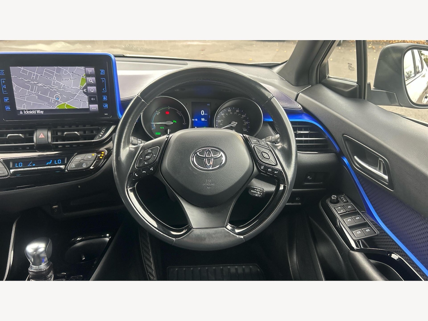 Used Toyota C-HR 2018 for sale - 76521988: Photo 8