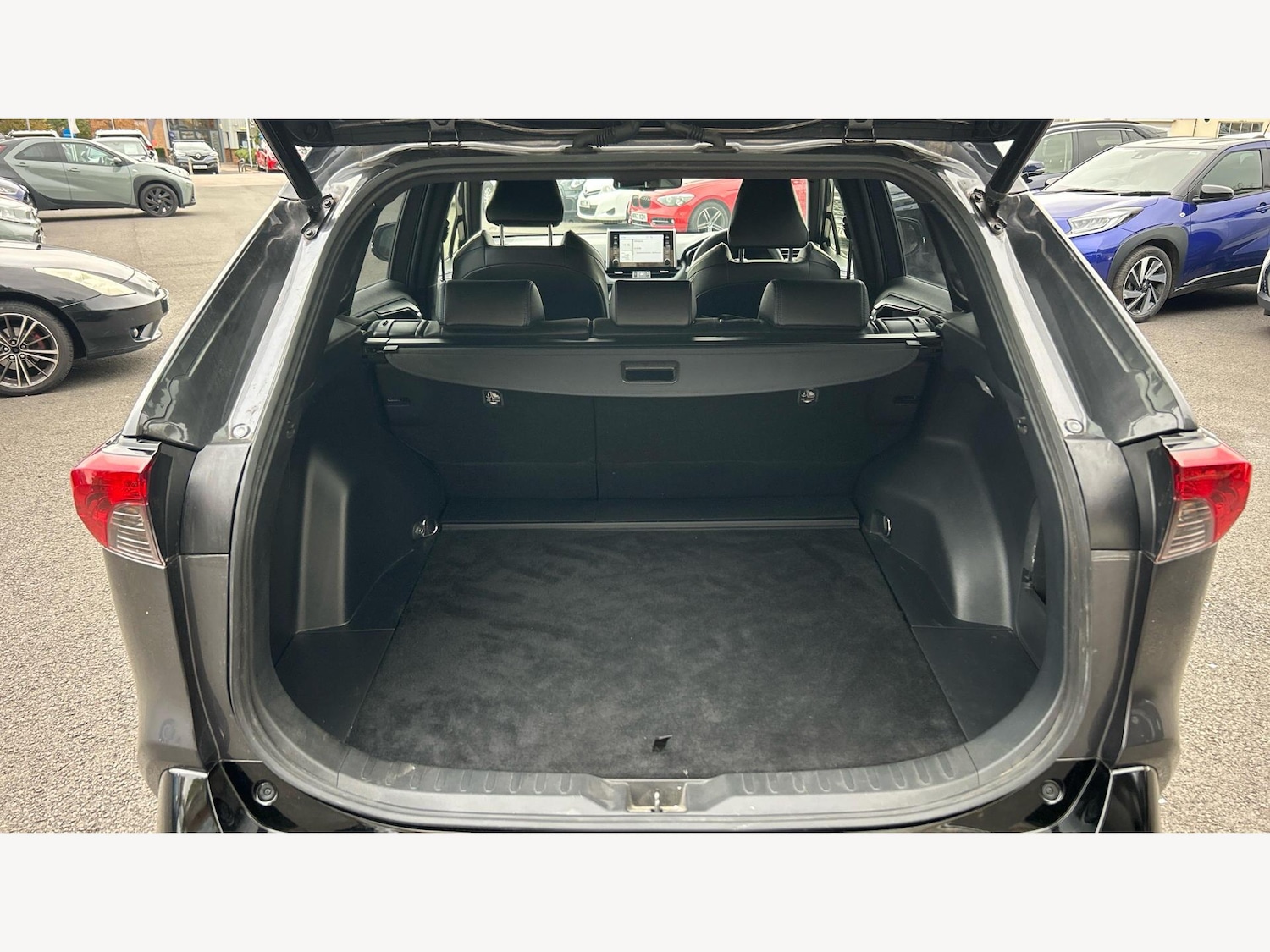 Used Toyota RAV4 2021 for sale - 76179758: Photo 16