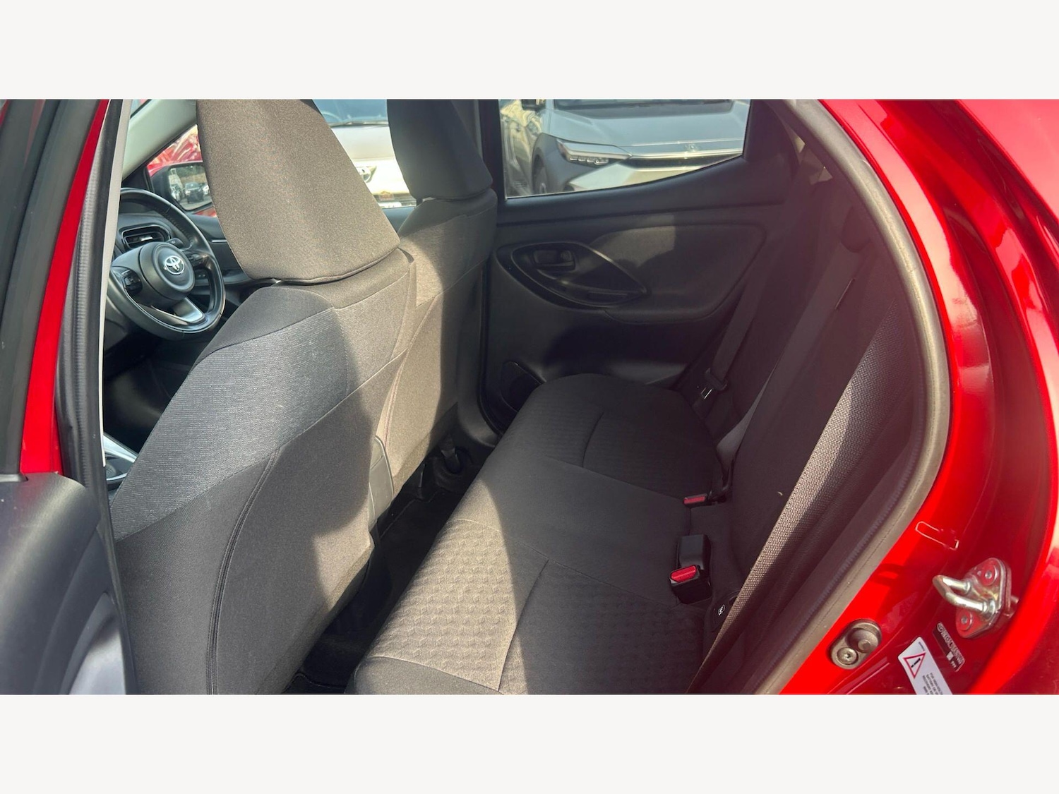 Used Toyota Yaris 2021 for sale - 77982576: Photo 15