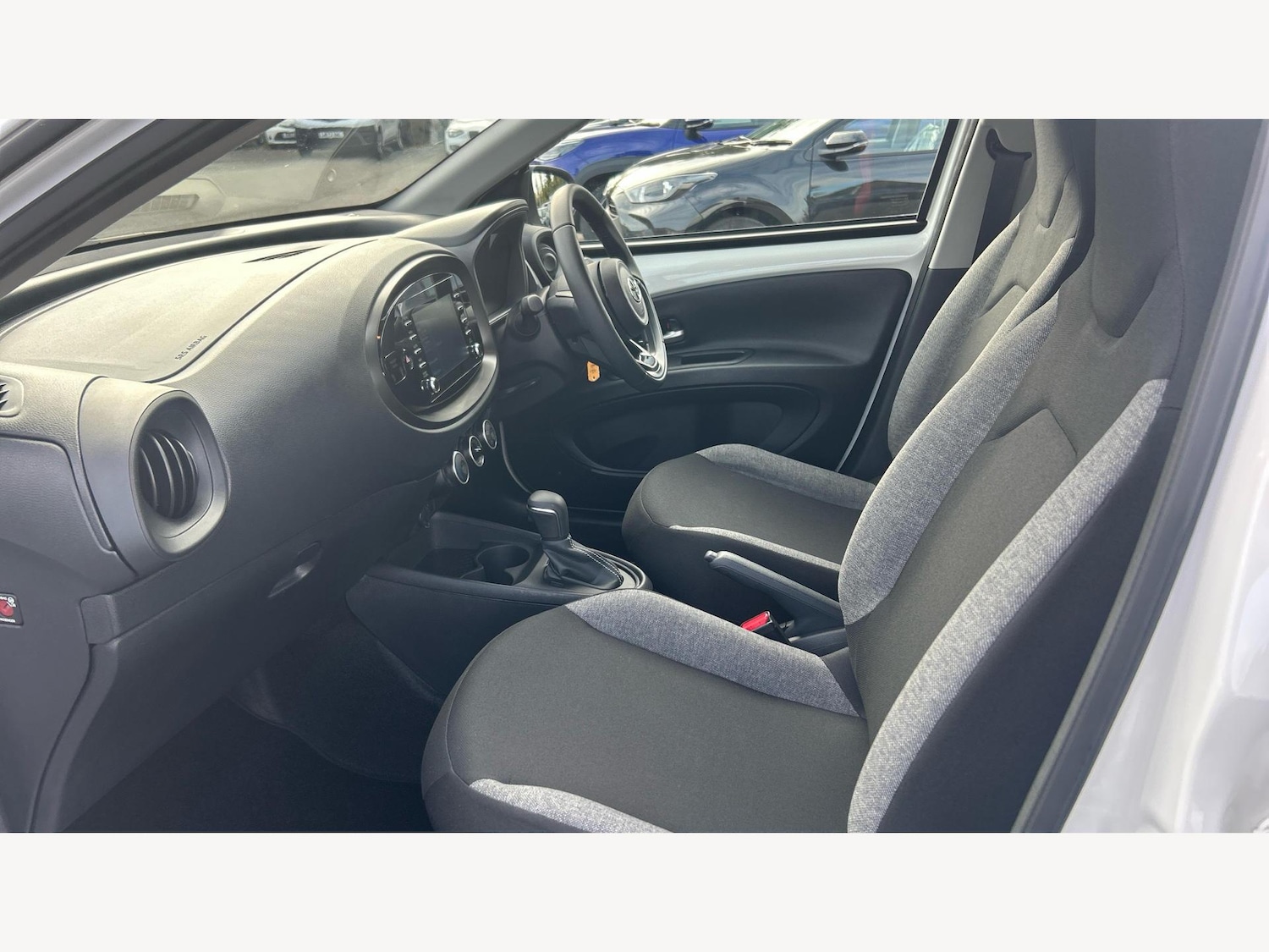 Used Toyota Aygo X 2023 for sale - 76425260: Photo 12